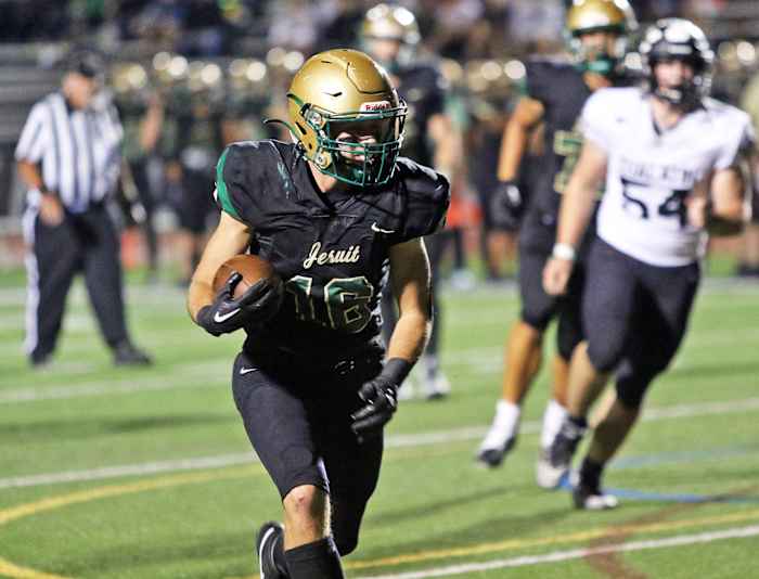 a Tualatin Jesuit football Oregon September 22 2023 Dan Brood 44